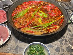 -六公里老火锅(总店)