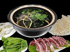 -三江源美食城