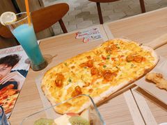咸蛋黄“双虾争霸”比萨-必胜客(巴沟店)