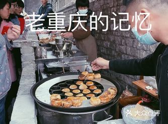 之前在参观完仁爱堂，我们跟着人群来到了金汤街小学旧址