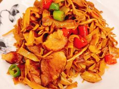 -玉舌尖私房菜(裕华店)