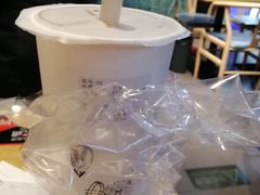 -沪上阿姨鲜果茶(世茂广场宽厚里店)