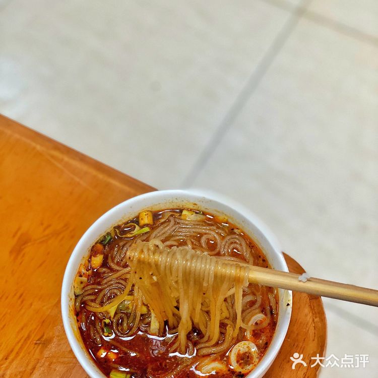 🟠：双流二十年老店肥肠品质太好了