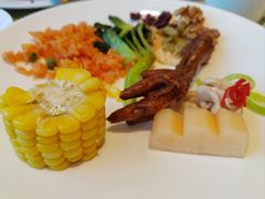 -亮马河饭店翠雅咖啡厅