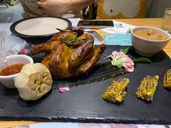 香草烤脆皮小春鸡-麦甜创意轻食餐厅(西康路店)