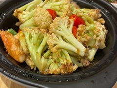 -景月阁空中食府(希尔顿酒店)