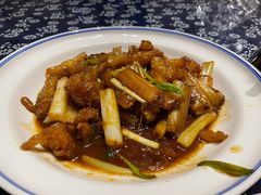葱烧蹄筋-旺角小渔村·海肠捞饭开创者(环山路店)