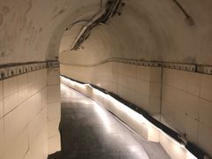 -洞庭洲·防空洞火锅·烧烤·铜锅涮肉(新百广场店)