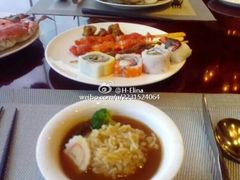 -荣誉国际酒店-云顶旋转餐厅