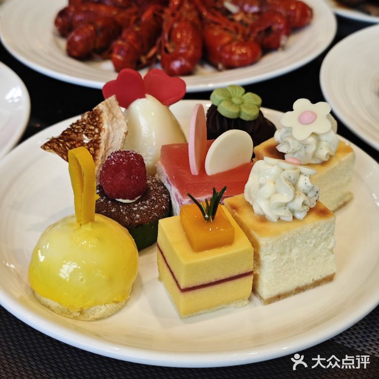 在顺德，周末要来吃的五星级自助餐！