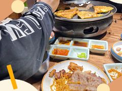 -明洞阿姨·韩式酱蟹烤肉·创意料理(三元桥店)