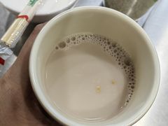 -粘豆包柴火铁锅炖
