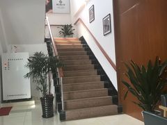 -赫尔森口腔·牙齿种植修复