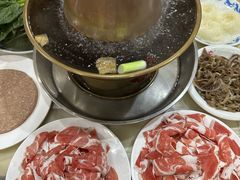 -鑫龙火锅城(经二纬四店)