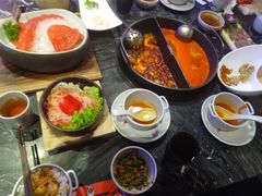 -热火朝天鲜切牛肉火锅(南强街巷店)