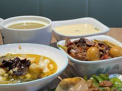 -老乡鸡(上海白玉兰广场店)