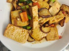 -芦茨金富饭庄·25年老字号·专做稻草鸡
