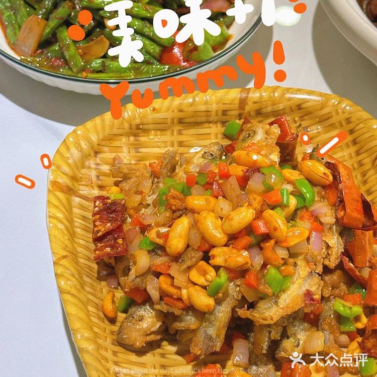 听说安吉有很多宝藏餐厅，我平常最爱逛这种店！