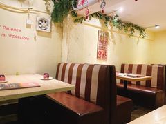 卡座-外父煮意多元化餐厅(商业城店)