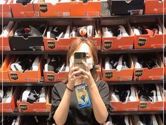 -NIKE佛山胜利换季优惠店