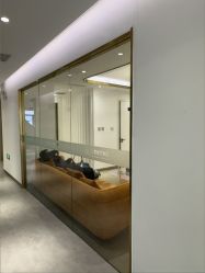 -亿美医疗美容·半岛大超炮官方授权店