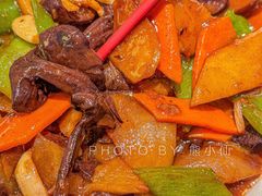 -红东阁东北菜烤肉酒馆(CROSS万象汇店)
