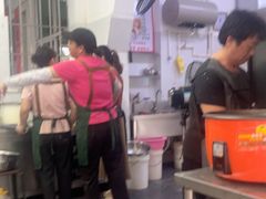 -依云煎包店
