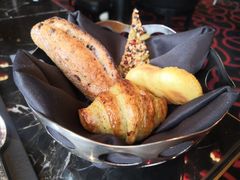 餐前面包-L'ATELIER de Joel Robuchon(外滩18号店)