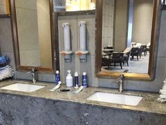 -星河湾温泉洗浴酒店