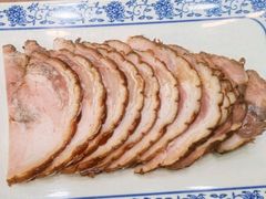 -老天桥酱肉烧饼夹肘子(天桥店)