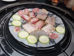 -阿山卓·野生菌火锅·纳西火塘烤肉