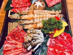 -炼火烤肉店