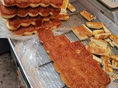 -老北京芝麻香酥面包(建新东路店)