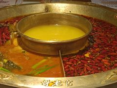 -哥老官重庆美蛙鱼头(日月光店)