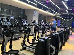 -威克健身游泳(万菱汇店)