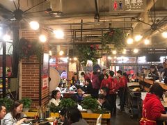 大堂-钢管厂歆瑞源油卤串串香(春熙路太古里店)