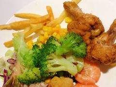 -静之湖湖畔餐厅