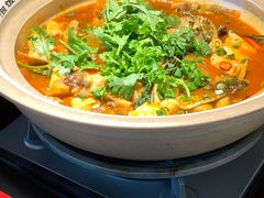 -魏铭鱼头捞饭(晋阳路店)