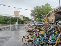 -锦秋路-停车场