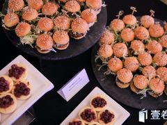 -广州富力丽思卡尔顿酒店