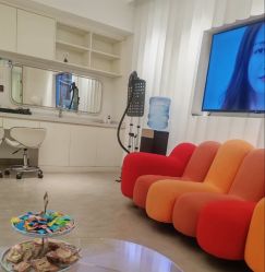 -亿美医疗美容·半岛大超炮官方授权店