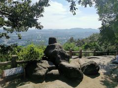 -灵岩山风景区