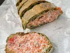 草莓飞鱼籽面包-Let's Taipei 非常烘焙(太古里店)