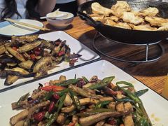 -百味地锅鸡(铜山路店)