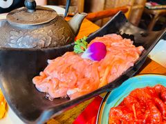 -老牌坊云南鱼豆花火锅(爱建店)