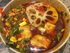 -肖肖酸萝卜鱼火锅(总店)