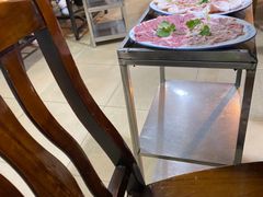 大堂-华哥新鲜猪精品美食