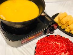 -鲜入围煮花胶鸡海鲜火锅