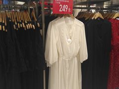 -优衣库(上海金桥国际商业广场店)
