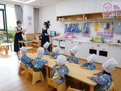 -Nice mama奈思妈妈婴幼儿托育中心(海峡社区店)